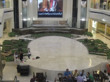 آبنما مجتمع تجاری تفریحی کورش (ستاری)